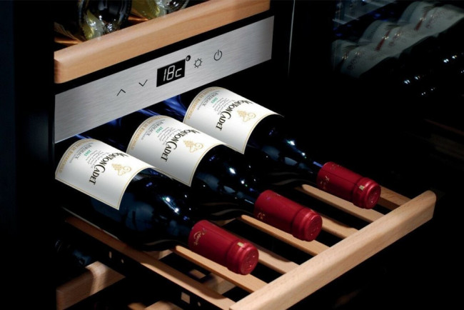 Винный шкаф Caso WineComfort 24 Винный шкаф Caso WineComfort 24