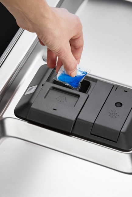 Встраиваемая посудомоечная машина Electrolux EEC967300L