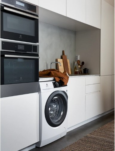 Стирально-сушильная машина Electrolux EW7WR447W