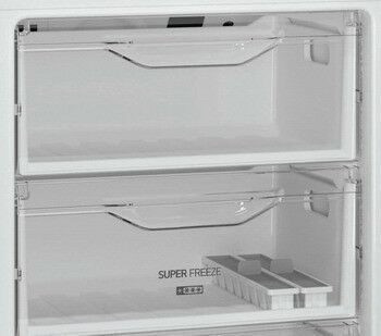Холодильник Indesit DS 4180 B