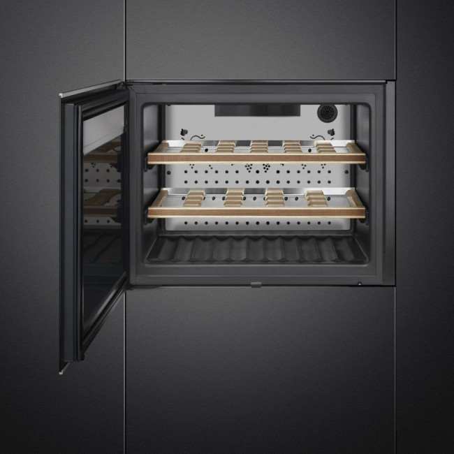 Встраиваемый винный шкаф Smeg CVI621LWNX3