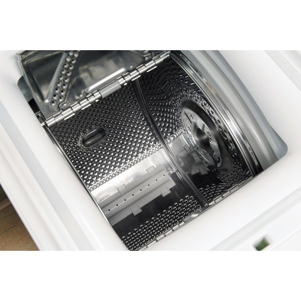 Стиральная машина Indesit BTW A61052